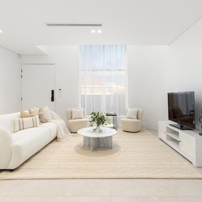 Images Steven Cirillo - Real Estate Agent