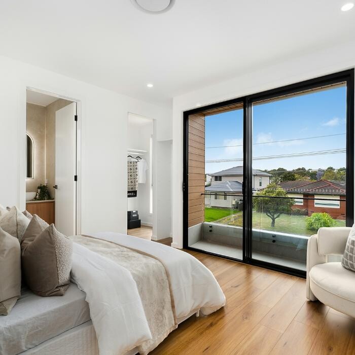 Images Steven Cirillo - Real Estate Agent