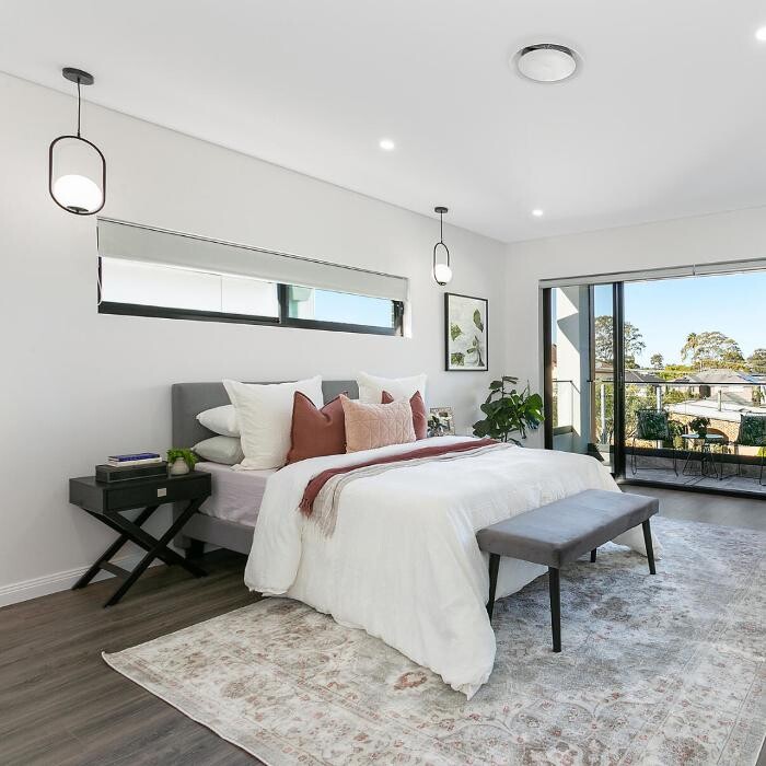 Images Steven Cirillo - Real Estate Agent