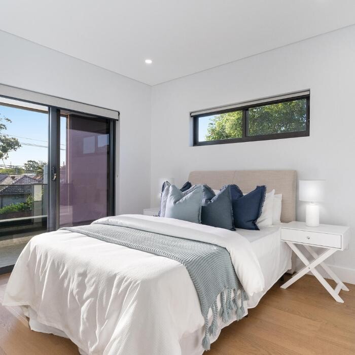 Images Steven Cirillo - Real Estate Agent