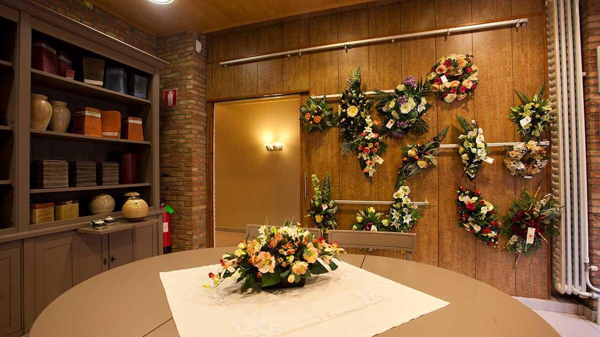 Images Uitvaartzorg Hofmans DELA