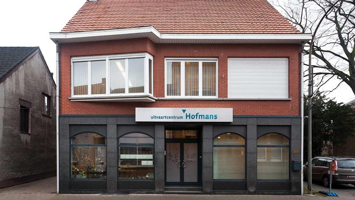 Images Uitvaartzorg Hofmans DELA