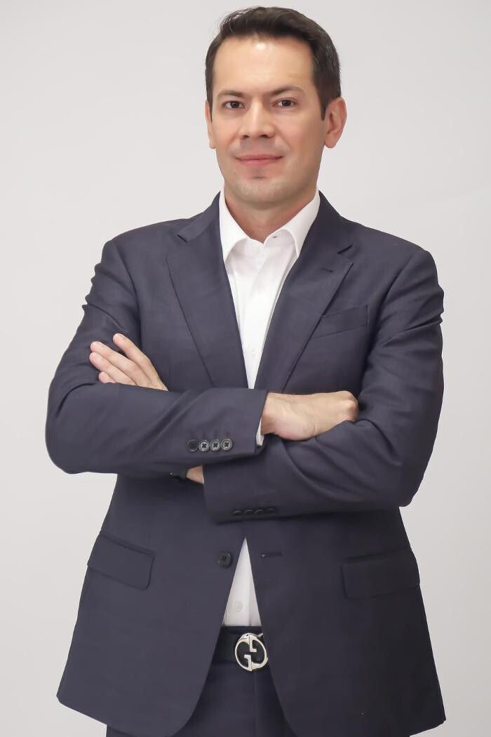 Images Dr. Leonardo Felice - Cirurgia Plástica Uberlândia