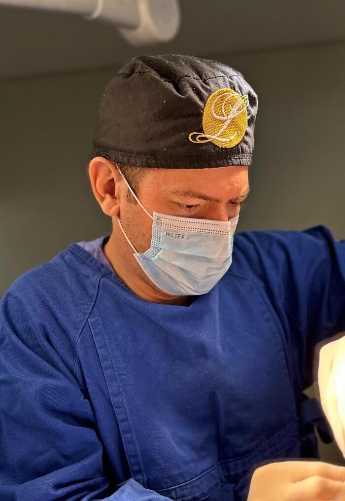 Images Dr. Leonardo Felice - Cirurgia Plástica Uberlândia