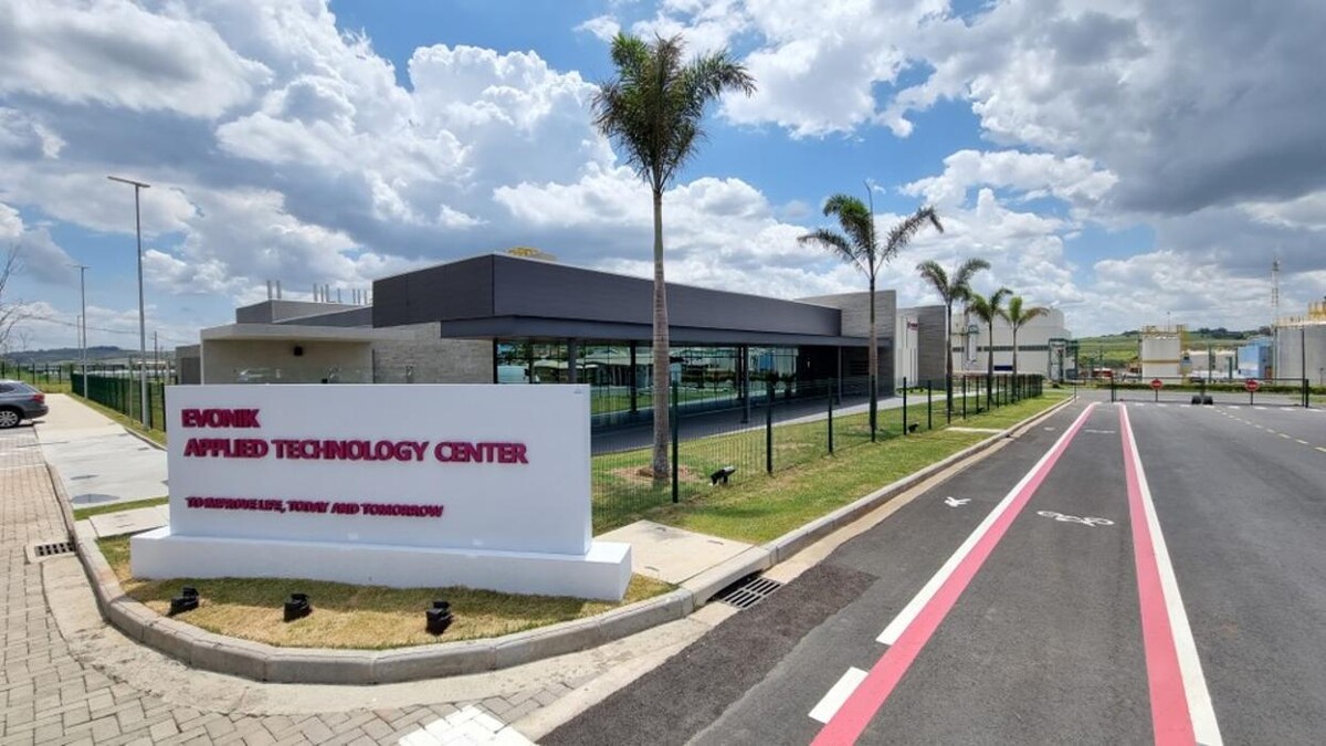 Images Applied Technology Center Evonik