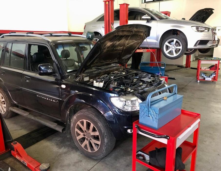 Images Autolatam Itatiba: Pneus, Oficina Mecânica, Amortecedores e Suspensão