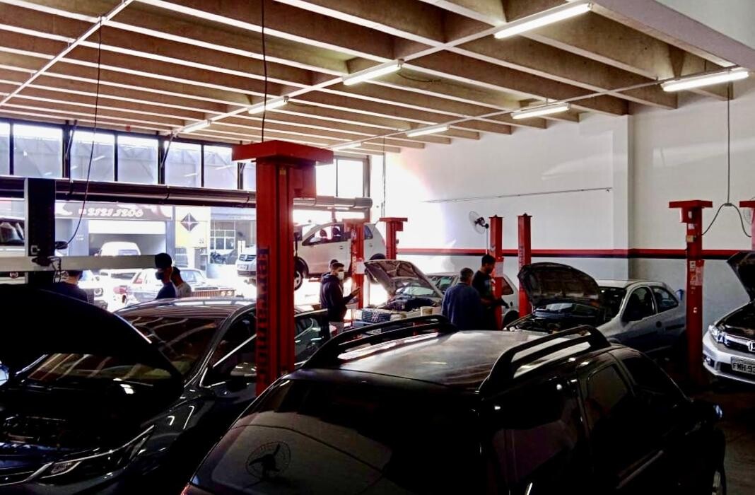 Images Autolatam Itatiba: Pneus, Oficina Mecânica, Amortecedores e Suspensão