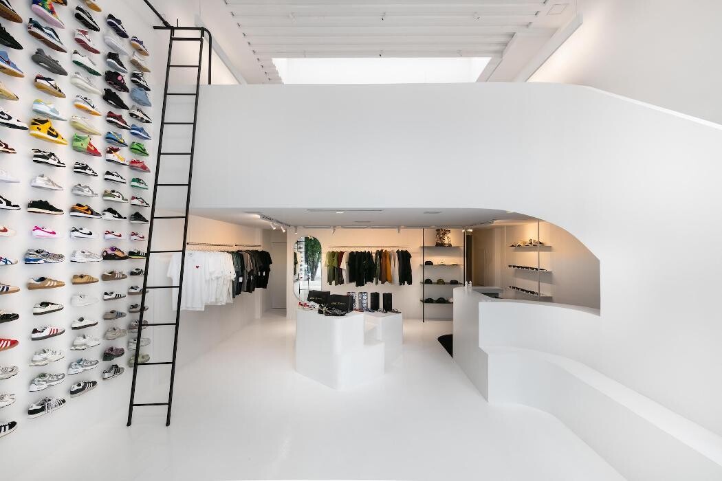Images LK | Sneakers & Streetwear