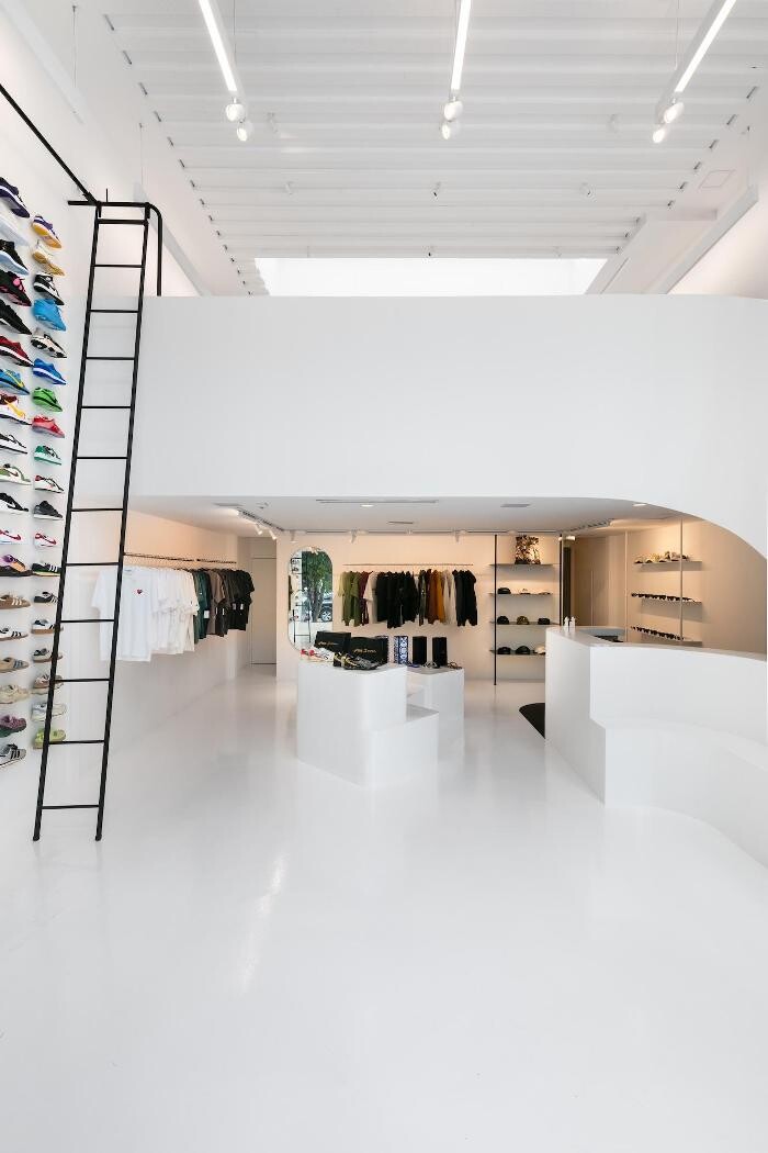 Images LK | Sneakers & Streetwear
