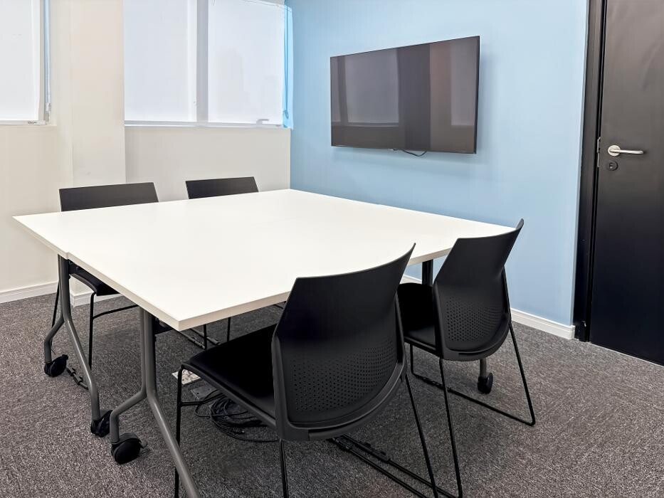 Images Regus Praça 8 de Abril