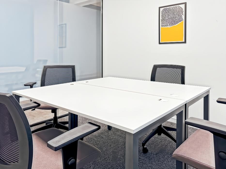 Images Regus Praça 8 de Abril