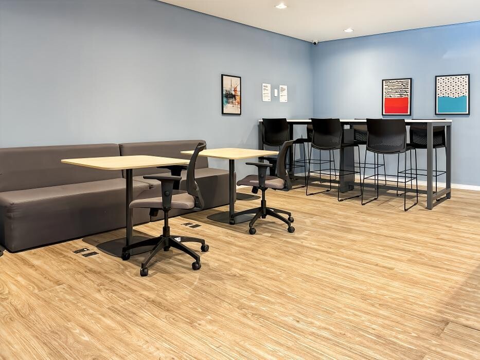 Images Regus Praça 8 de Abril