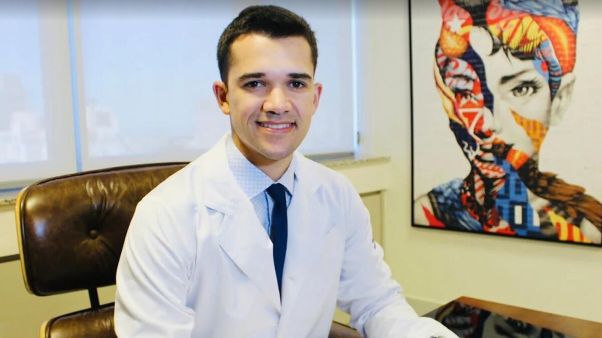 Images Urologista em Goiânia - Dr. Antonio Flávio (Cirurgia Robótica)