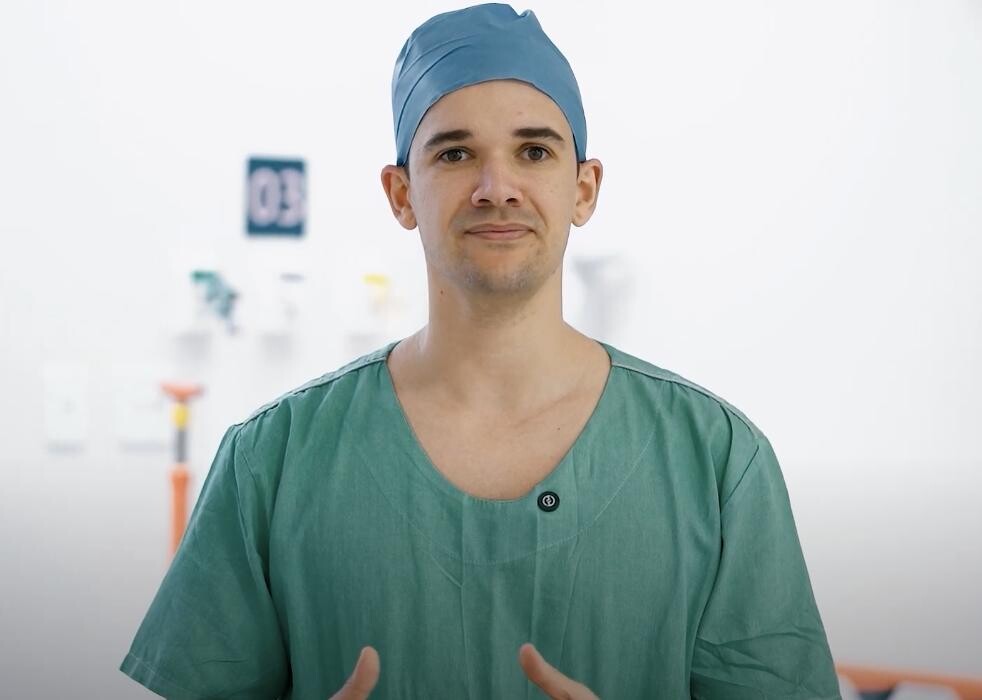 Images Urologista em Goiânia - Dr. Antonio Flávio (Cirurgia Robótica)