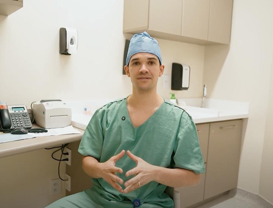 Images Urologista em Goiânia - Dr. Antonio Flávio (Cirurgia Robótica)