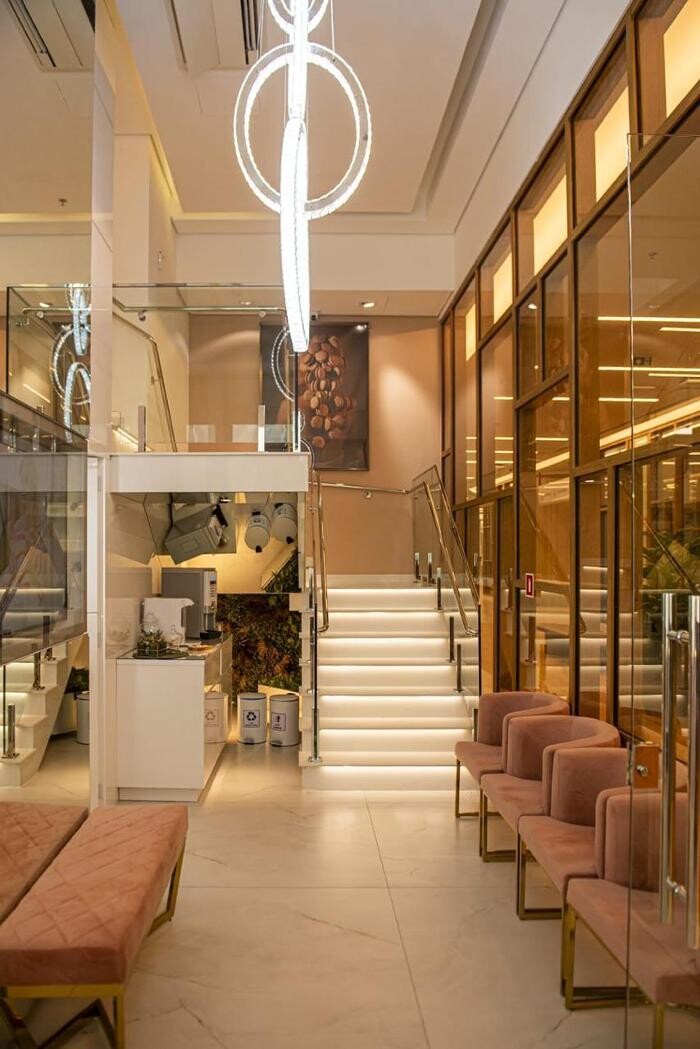 Images Clínica Femi Saúde - Medicina com ciência, sensibilidade e essência feminina