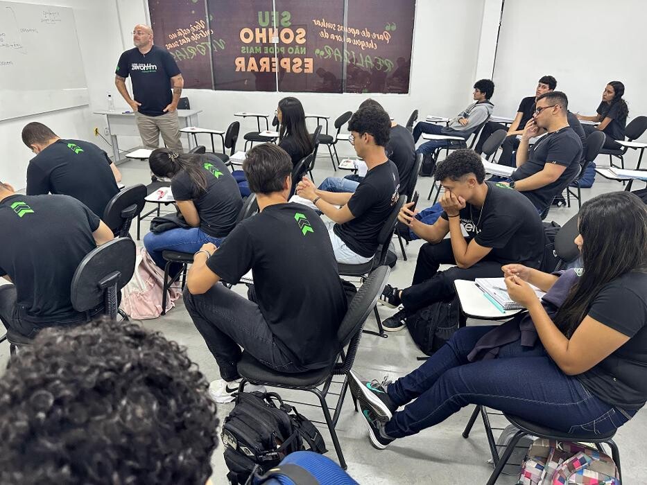 Images Colégio e Curso Mentoria | Natal | Ensino Fundamental, Médio, Pré Militar e IFRN