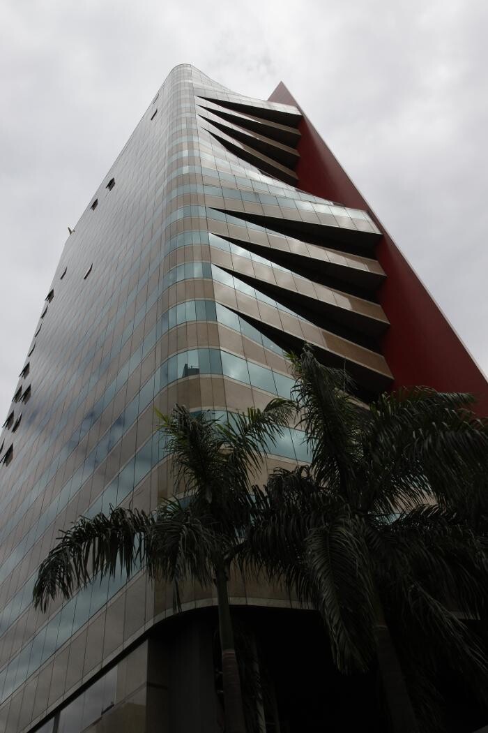 Images Cushman & Wakefield - Commercial Real Estate Services