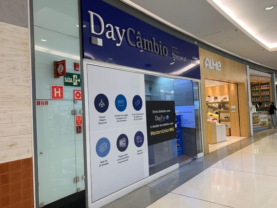 Images DayCâmbio - Shopping Vila Olímpia
