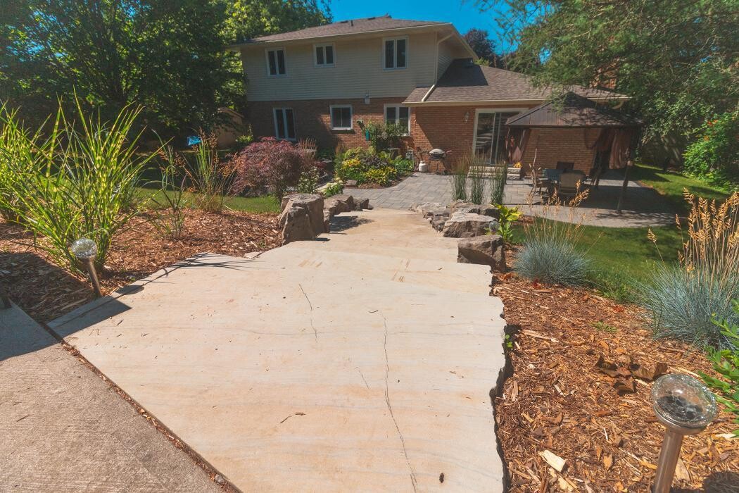 Images Breakaway Landscaping