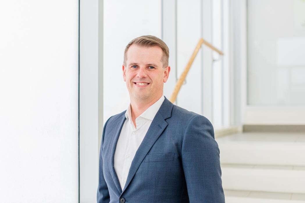 Images McNabb Lucuk LLP Chartered Professional Accountants