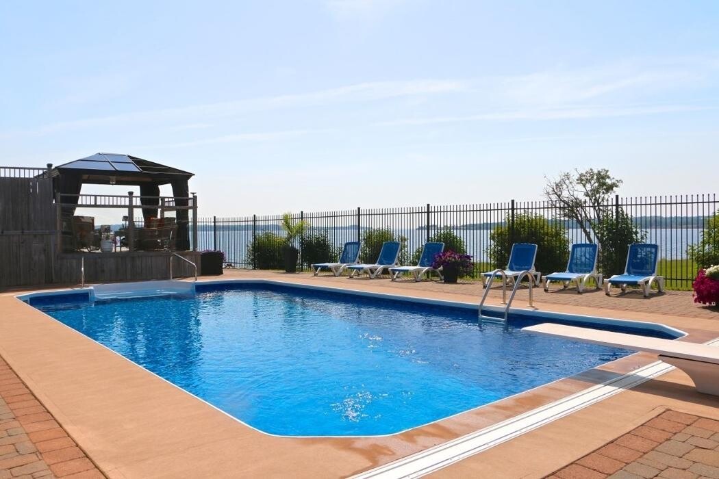 Images Central Pool & Spa