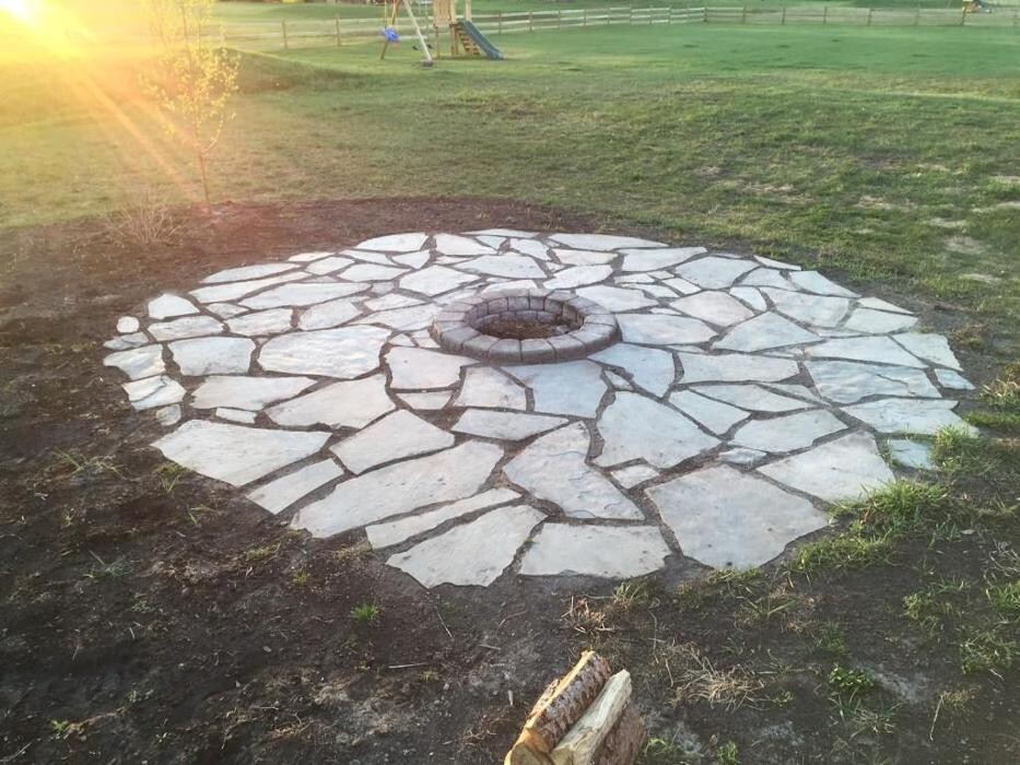 Images Rockslide Gravel Ltd.