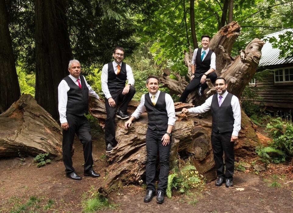 Images Bruce Dyer Photography