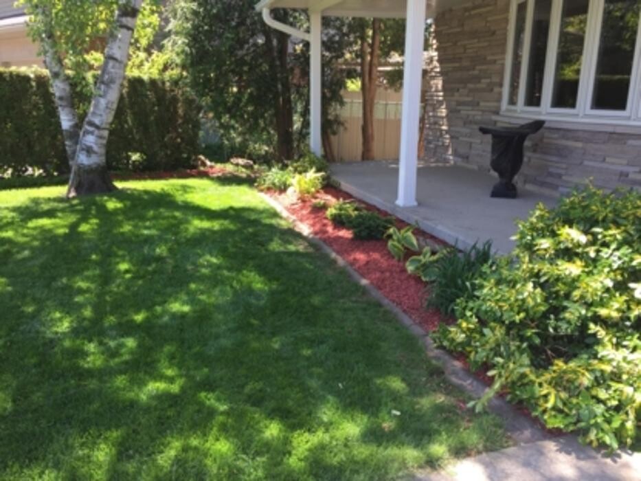 Images AutoRock Services Lawn Care & Maintenance