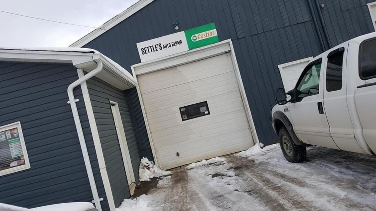 Images Settle's Auto Repair Ltd