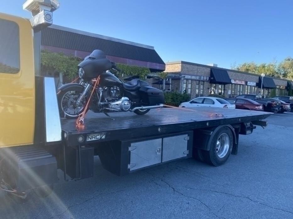 Images Superior Towing