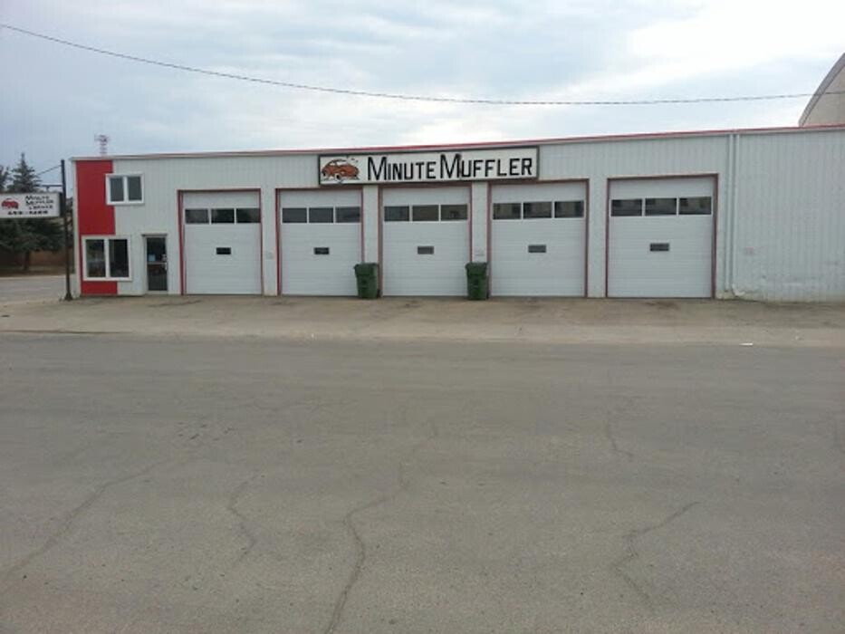 Images Minute Muffler Brake & Wheel - Moose Jaw