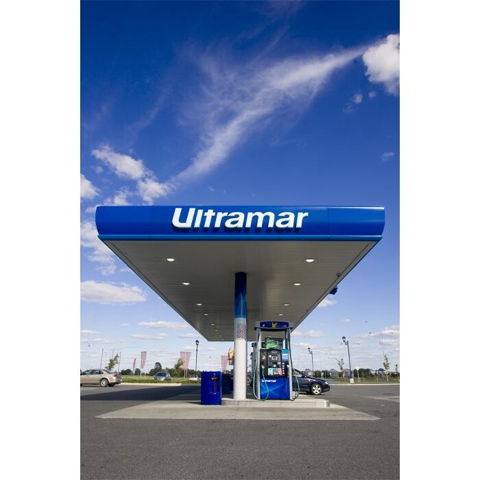 Images ultramar - gas station