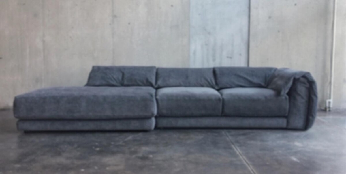 Images Montauk Sofa