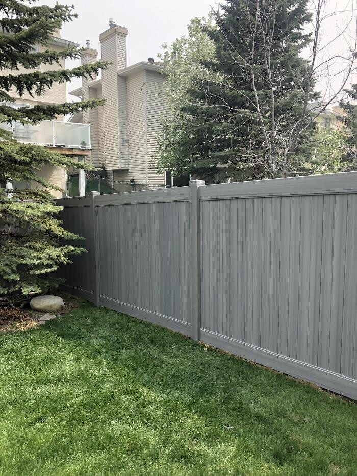 Images Decked Out Vinyl Fencing