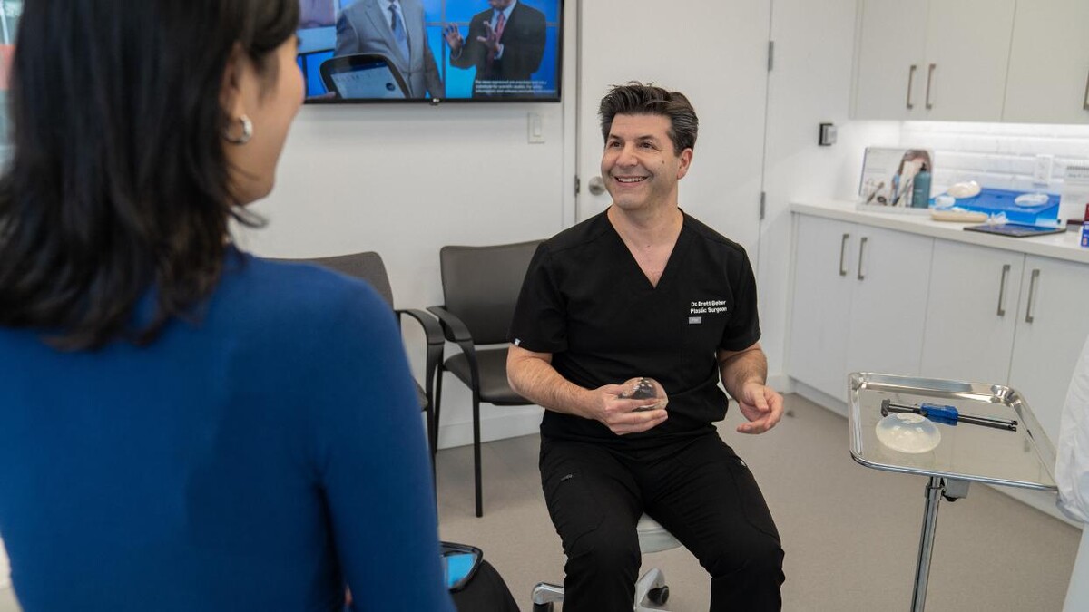 Images Dr Brett Beber | Toronto Plastic Surgeon