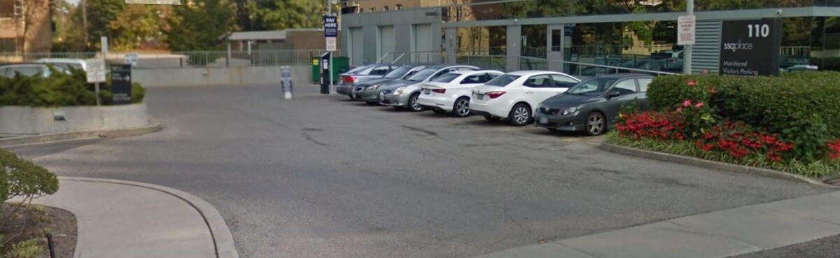 Images Parking Indigo Toronto - 110 Sheppard Ave E