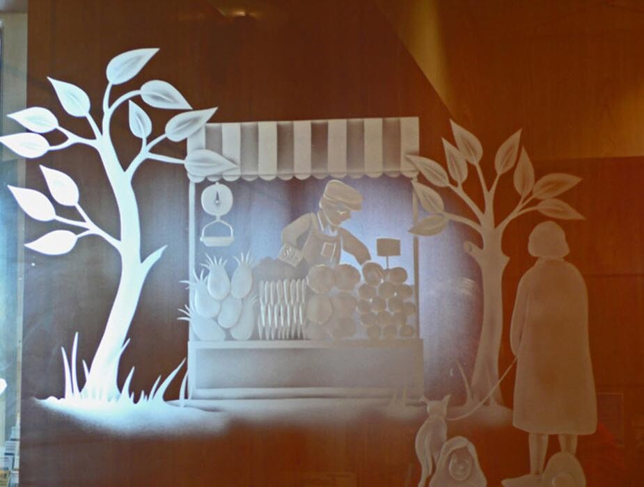 Images Grete's Carved Glass