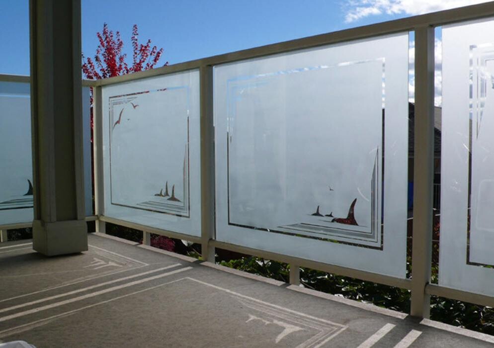 Images Grete's Carved Glass