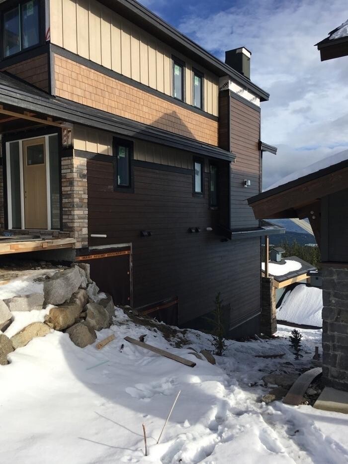 Images Rowney Exteriors Inc