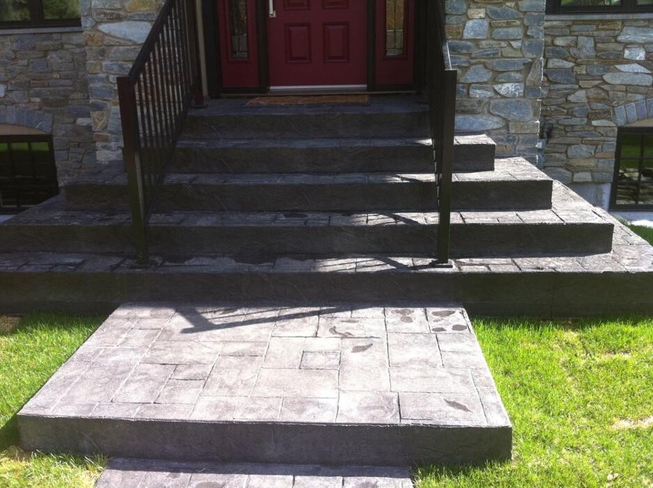 Images J & S Concrete Services Inc.