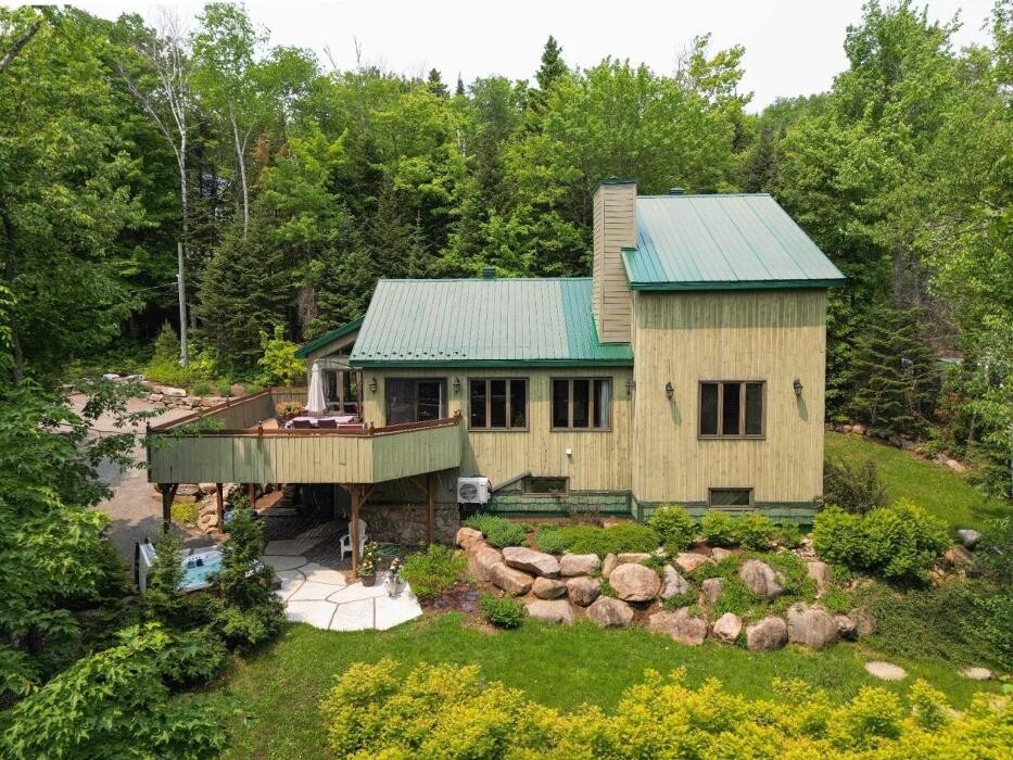 Images Michel Lessard courtier immobilier résidentiel - RE/MAX