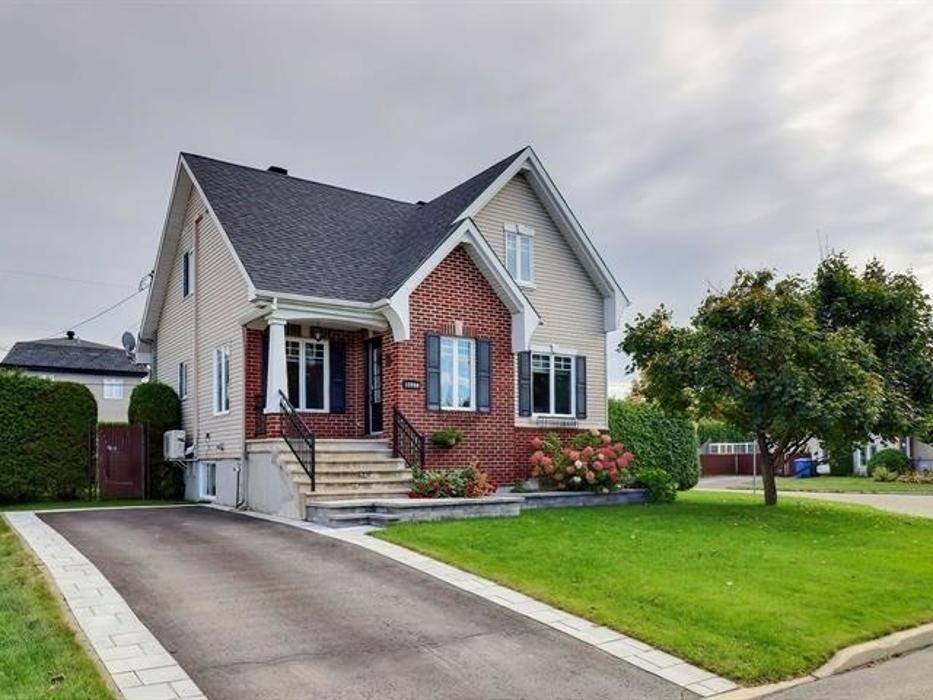 Images Michel Lessard courtier immobilier résidentiel - RE/MAX