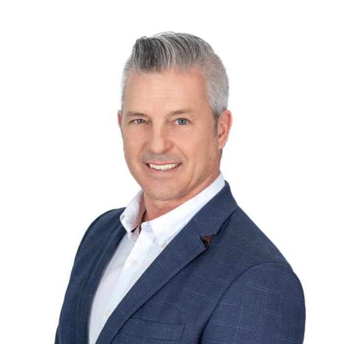 Images Michel Lessard courtier immobilier résidentiel - RE/MAX