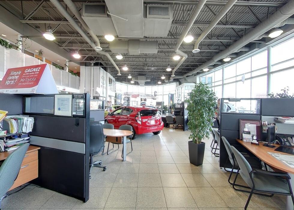 Images Boulevard Toyota - Véhicules neufs, d'occasion ou usagés, Toyota et autres marques à Québec.