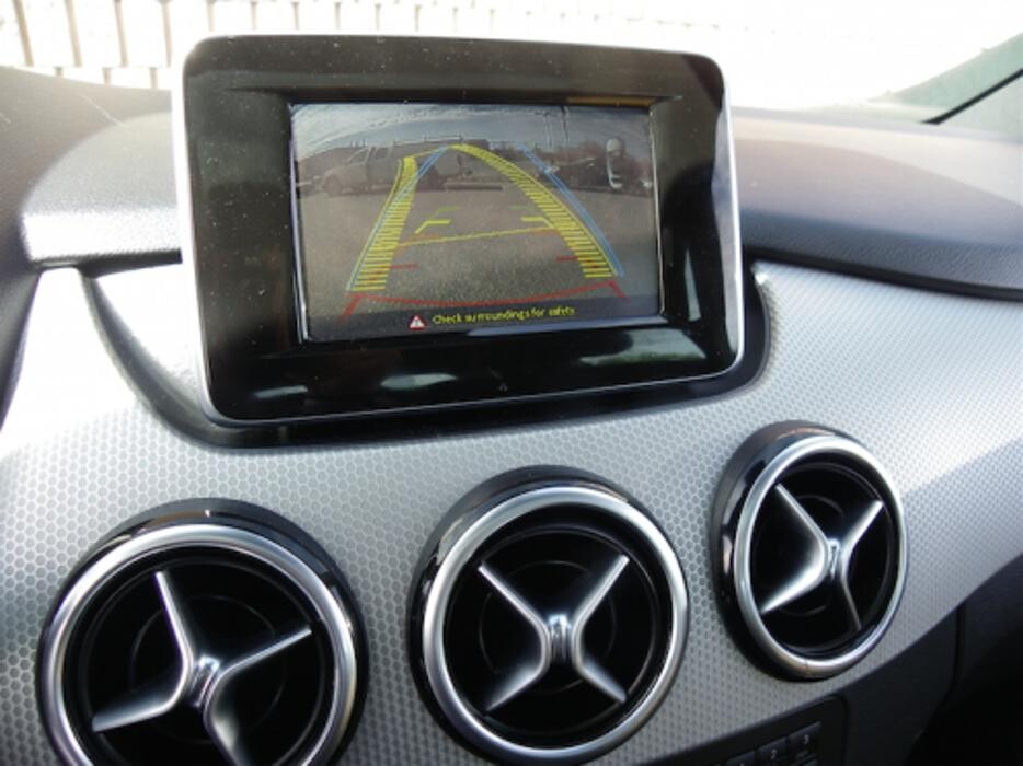 Images Tom's Car Radio