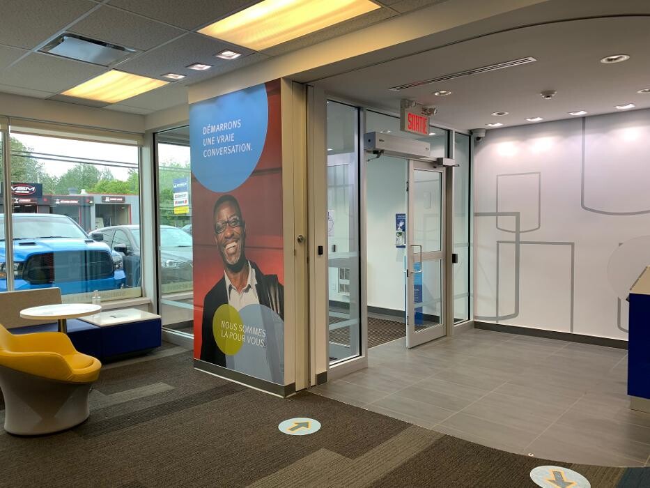 Images RBC Banque Royale - Espace Rencontre (Argent comptant au GAB seulement)
