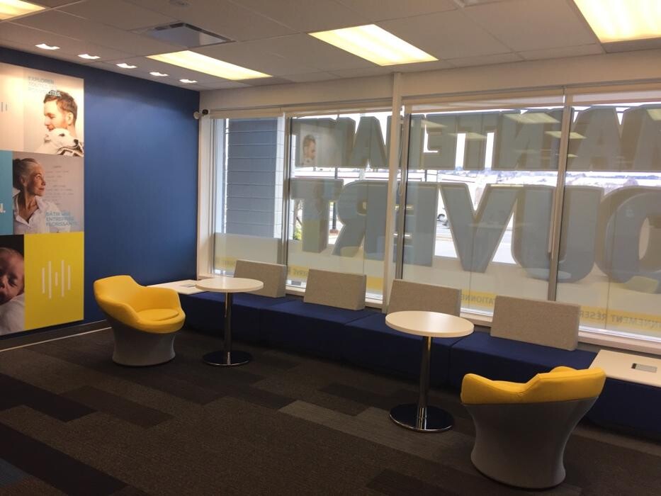 Images RBC Banque Royale - Espace Rencontre (Argent comptant au GAB seulement)