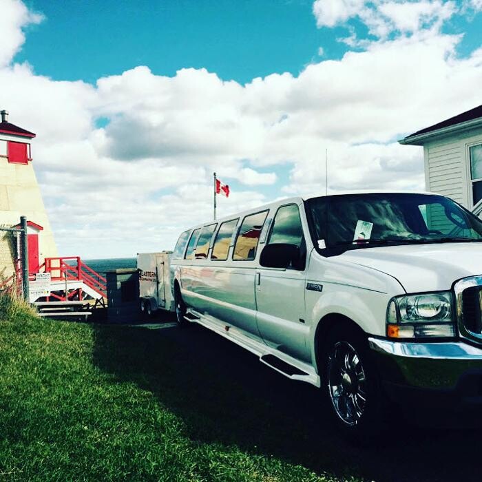 Images The Rock Limousine