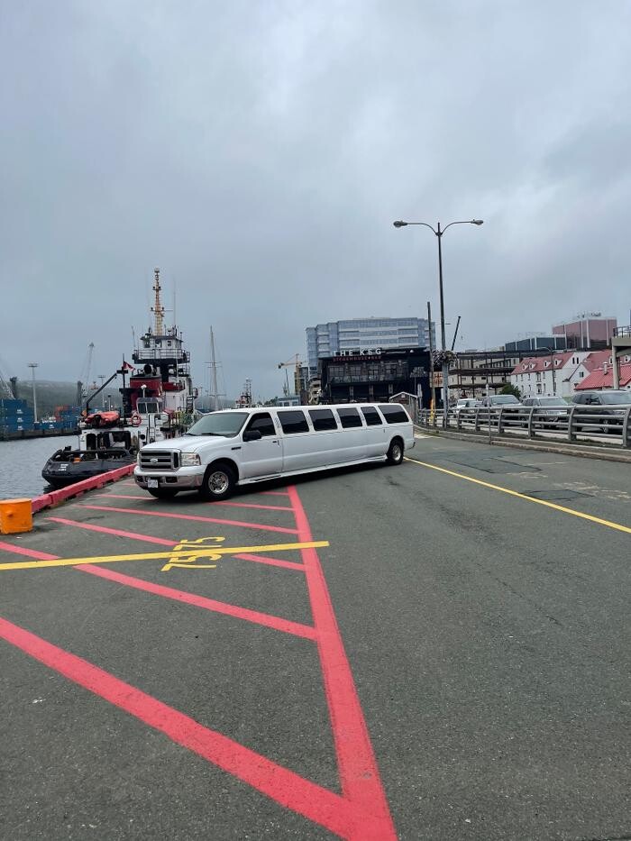 Images The Rock Limousine
